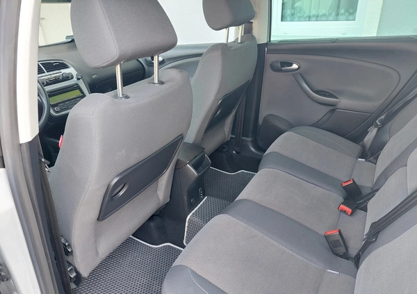 Seat Altea XL cena 29900 przebieg: 82300, rok produkcji 2011 z Kożuchów małe 56